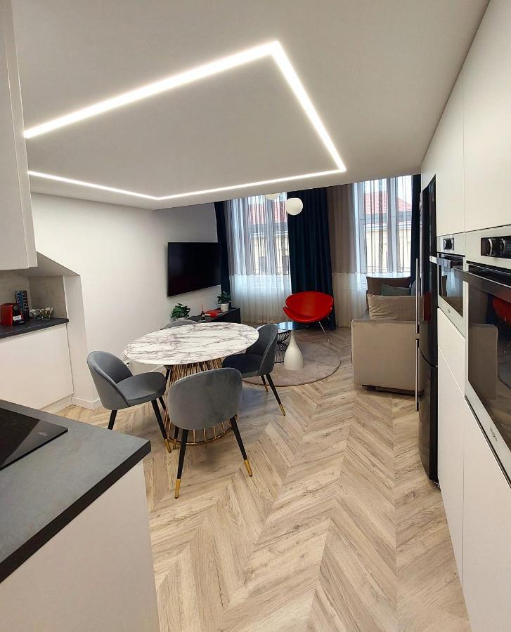 Central Gallery Apartment Debrecen Exterior foto